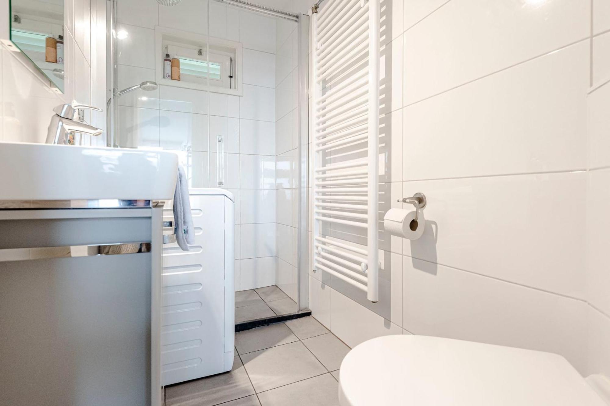 Apartment De Schelp 85 *